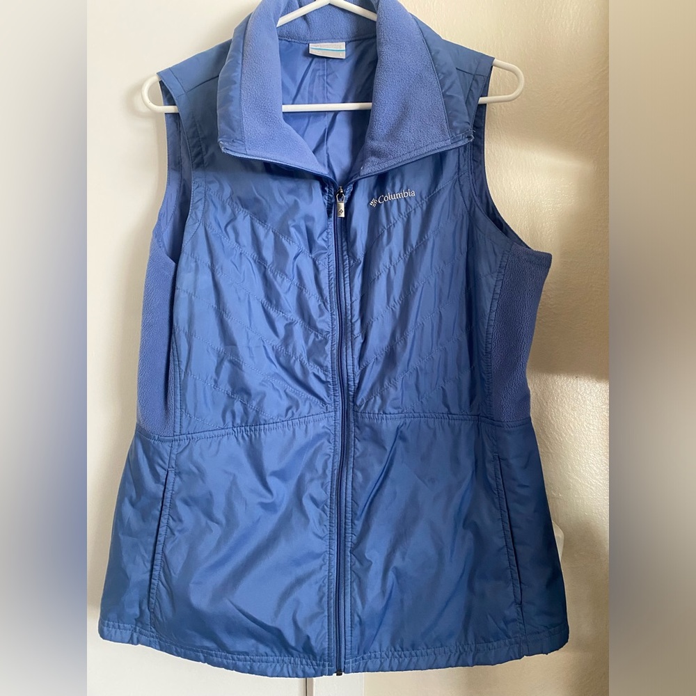 Columbia Running Vest - size large
